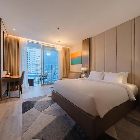 Rollton Ocean View Apartment Nha Trang Bagian luar foto