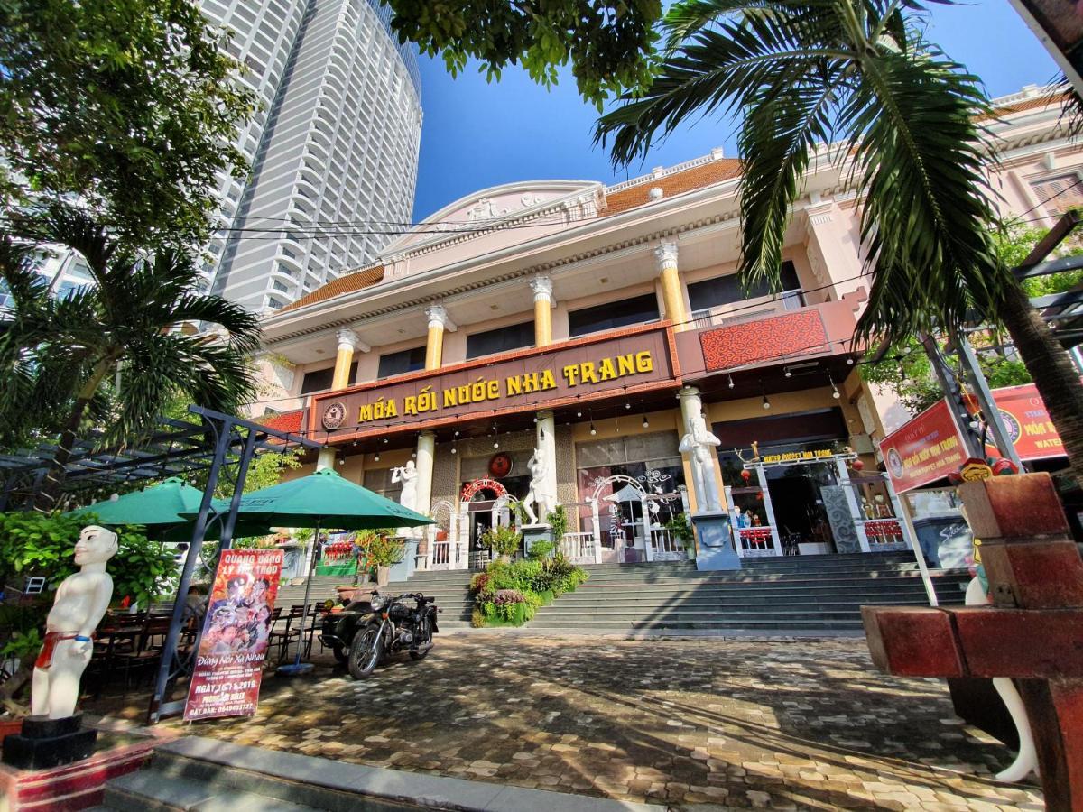 Rollton Ocean View Apartment Nha Trang Bagian luar foto