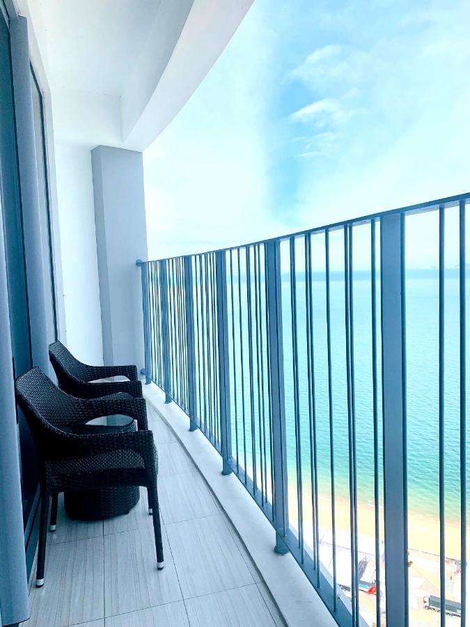 Rollton Ocean View Apartment Nha Trang Bagian luar foto