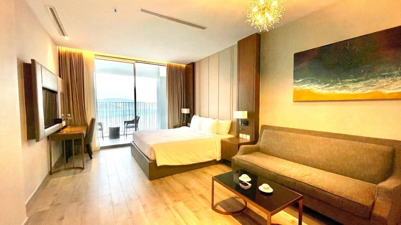 Rollton Ocean View Apartment Nha Trang Bagian luar foto