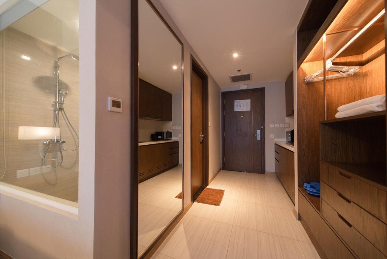 Rollton Ocean View Apartment Nha Trang Bagian luar foto